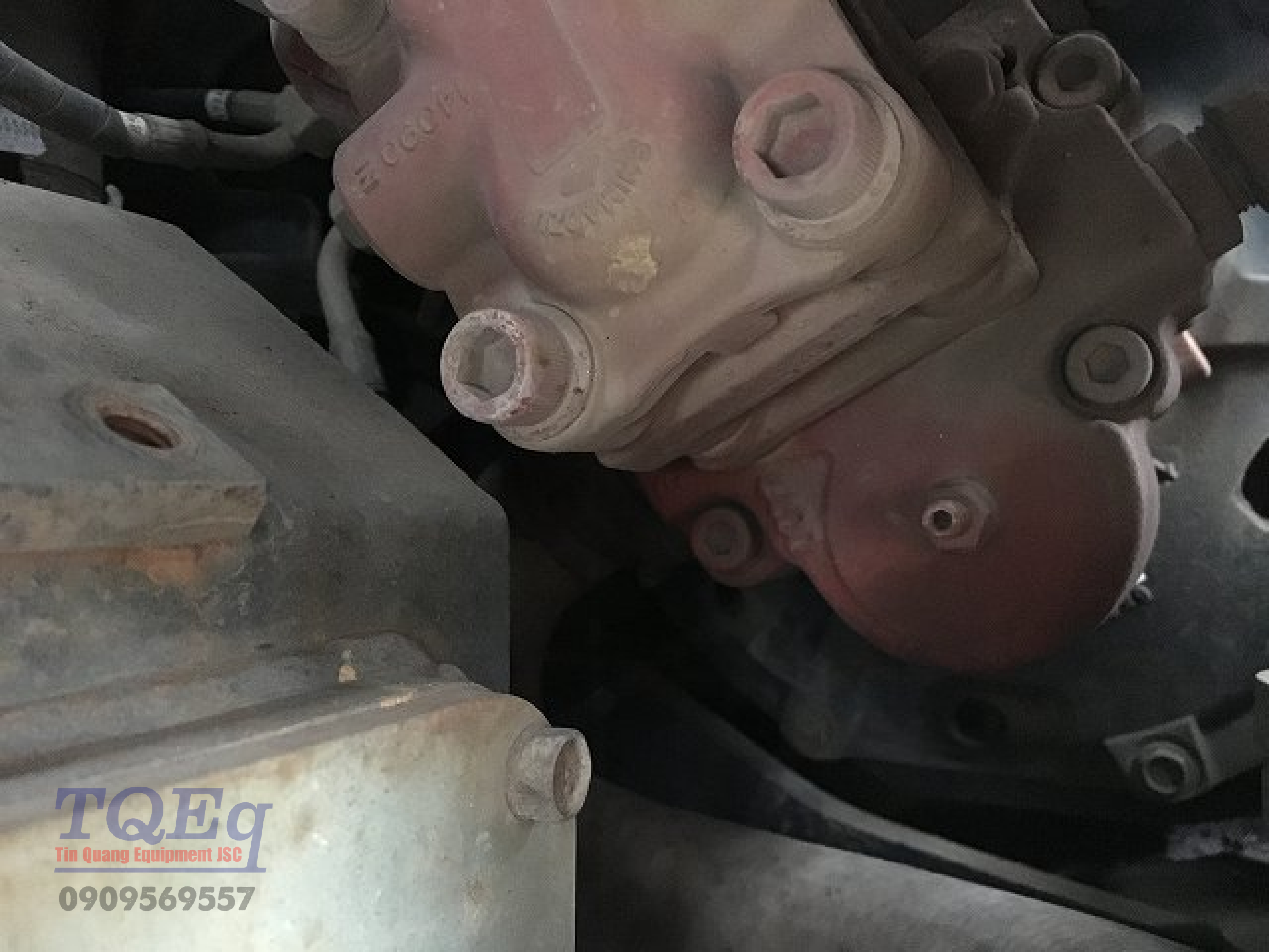 may-dao-banh-xich-cu-yanmar-b36-7