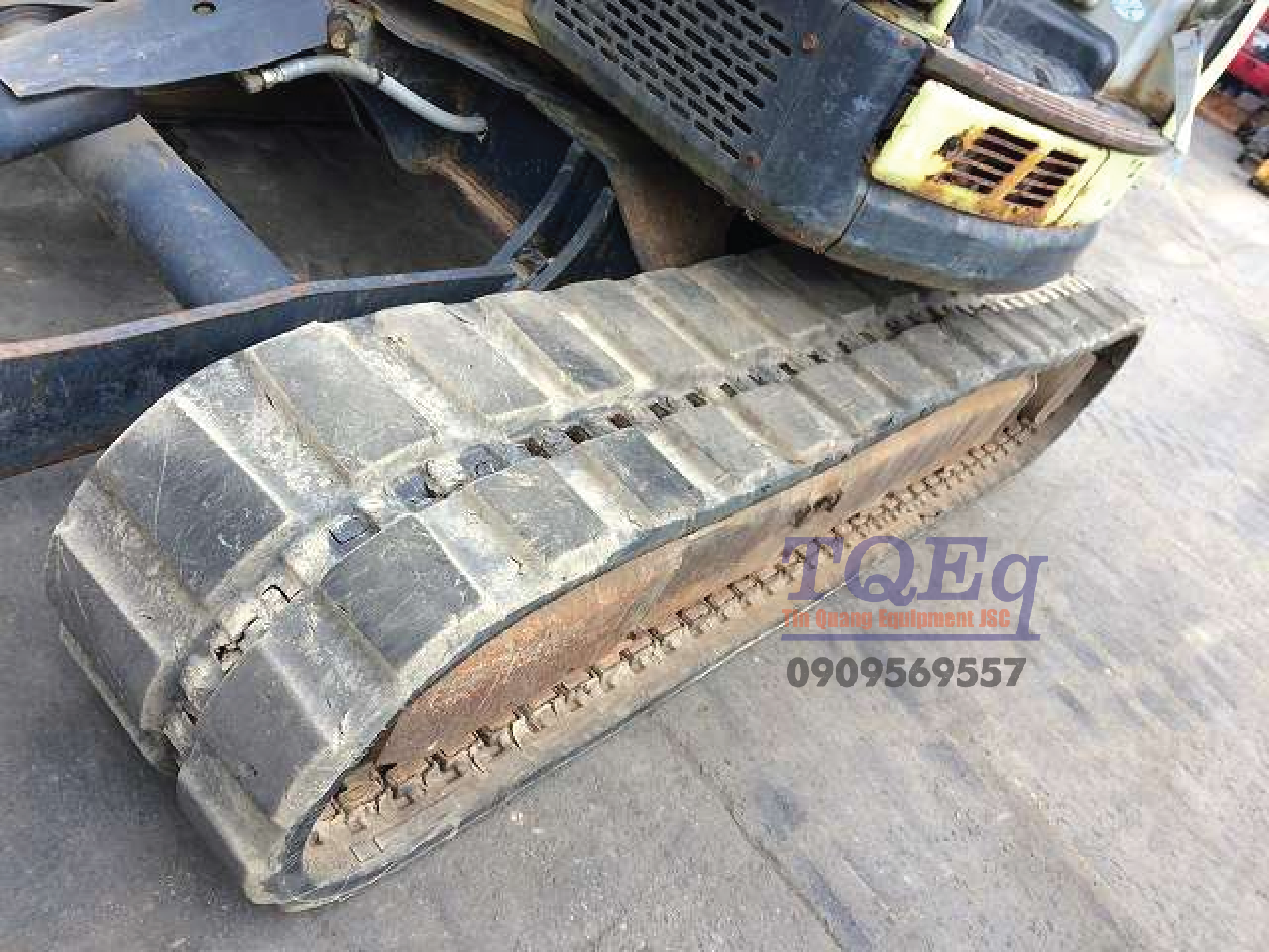 may-dao-banh-xich-cu-yanmar-Vi50-5-12